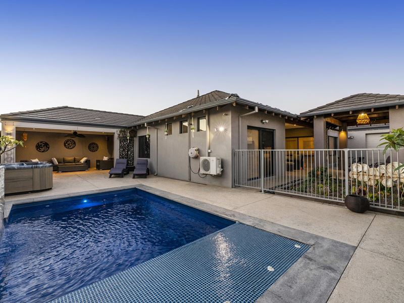 22 Abercrombie Rise, Madora Bay WA 6210