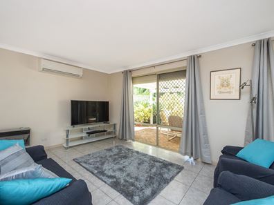 16b St Clair Place, Cooloongup WA 6168