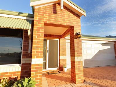 111 Canna Drive, Canning Vale WA 6155