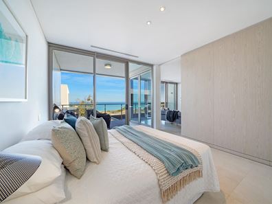 8/23 Ocean Drive, North Coogee WA 6163