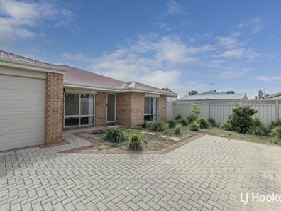 17A Summershill Gate, Kenwick WA 6107