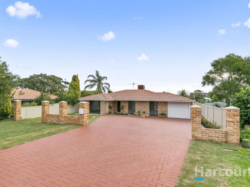 42 Noyes Place, Lake Coogee WA 6166