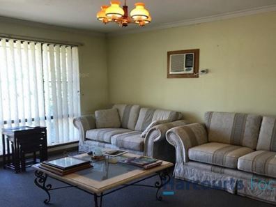 12 Thomas Street, Armadale WA 6112