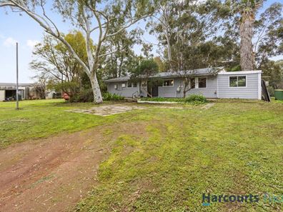 28 Lissiman Street, Gosnells WA 6110