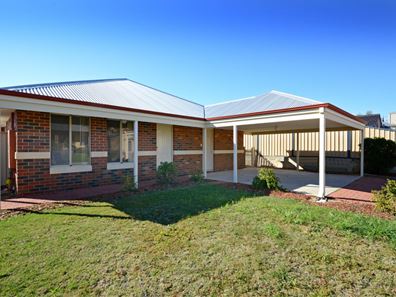 5 Ningaloo Bend, Clarkson WA 6030