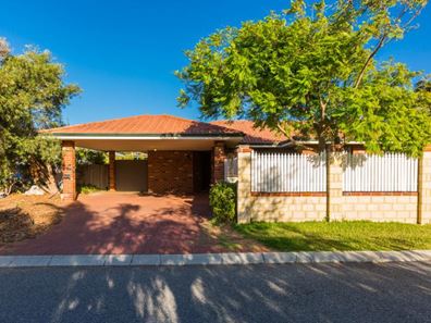 6 Foppoli Mews, Hamilton Hill WA 6163