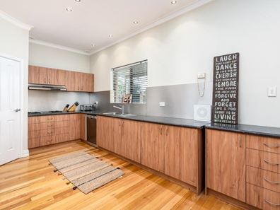 20 Buchanan Avenue, Greenwood WA 6024
