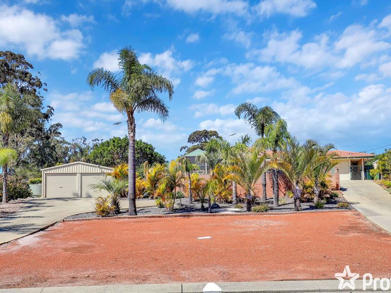 31 Battersea Road, Canning Vale WA 6155
