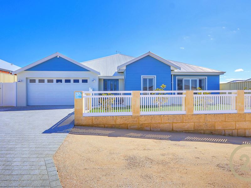 38 Balladonia Parade, Dawesville