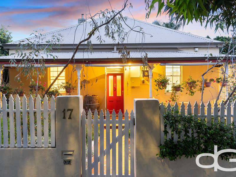 17 Central Avenue, Beaconsfield
