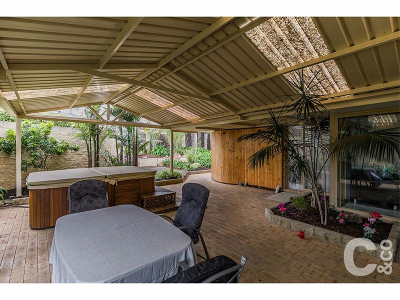 3 Eddy Close, Leda