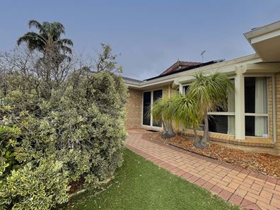 58 Widgee Road, Noranda WA 6062