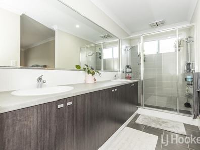 92 Marlinspike Boulevard, Jindalee WA 6036