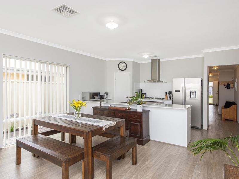 8 Binthalya Road, Golden Bay