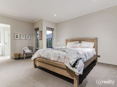 15 Lagoon Pass, Baldivis WA 6171