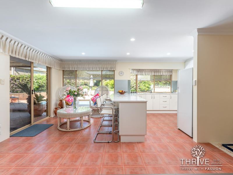 6 Chalmers Place, Leeming