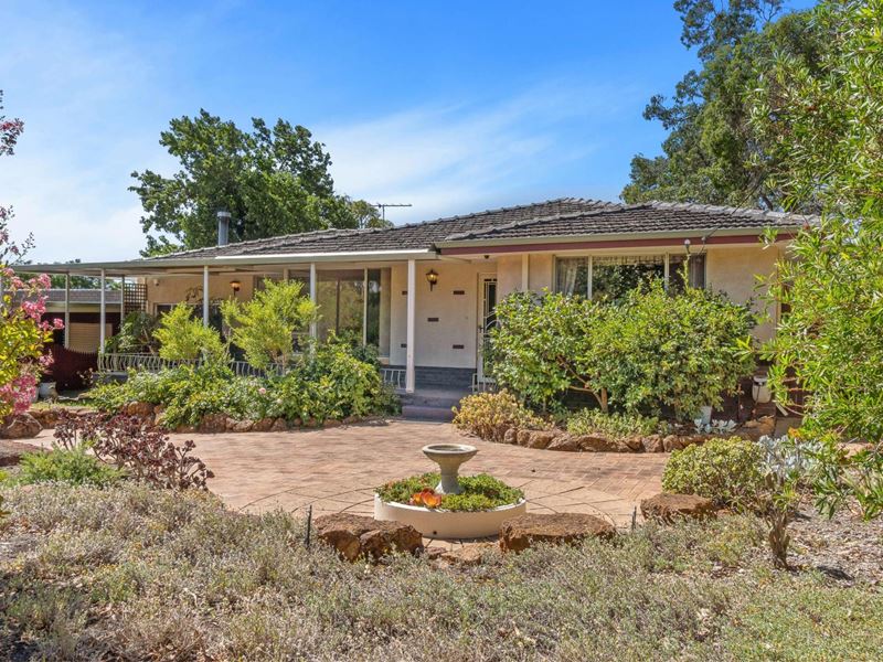 15 Over Avenue, Lesmurdie