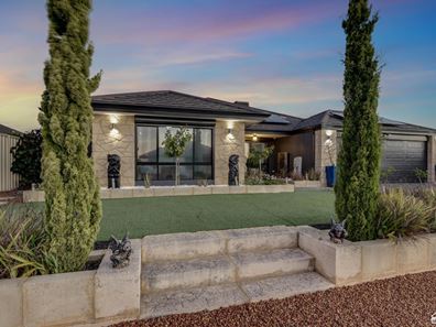 5 Lecania Street, Seville Grove WA 6112