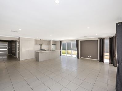 8 Ingram Road, Baldivis WA 6171