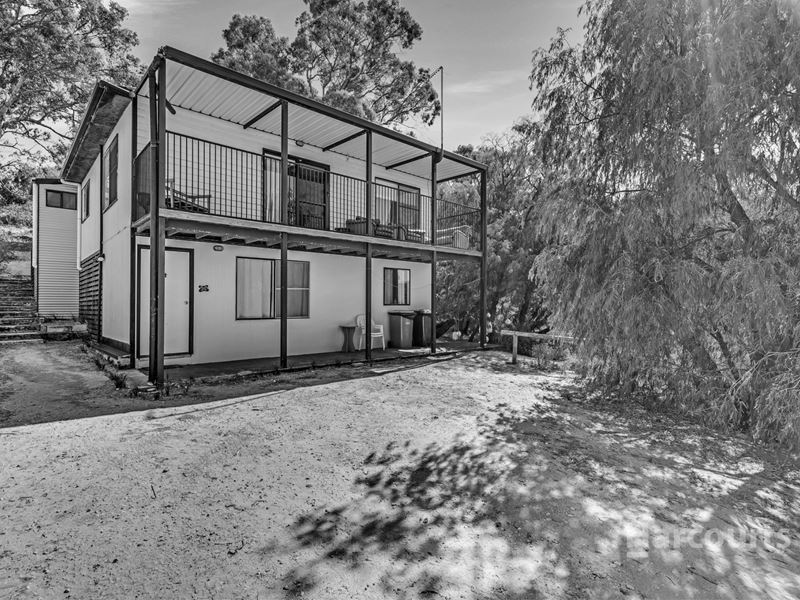 4 Lake View Road, Preston Beach