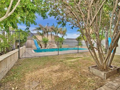 11 Gandesa Green, Port Kennedy WA 6172