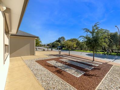 170 Castlewood Parkway, Southern River WA 6110