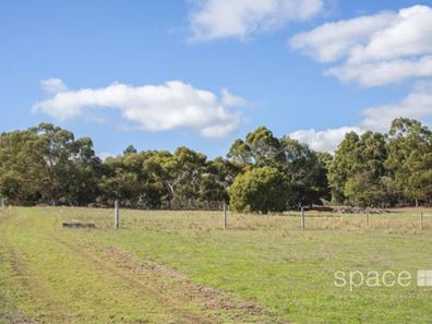 18 Ironstone Place, Margaret River WA 6285