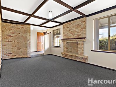 166 McLarty Road, Halls Head WA 6210