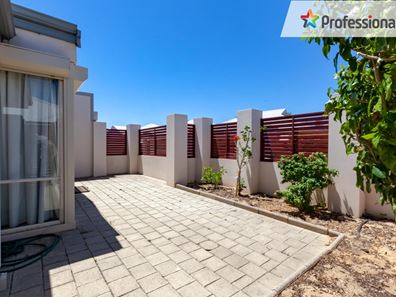 22/191 Railway Avenue, Kelmscott WA 6111