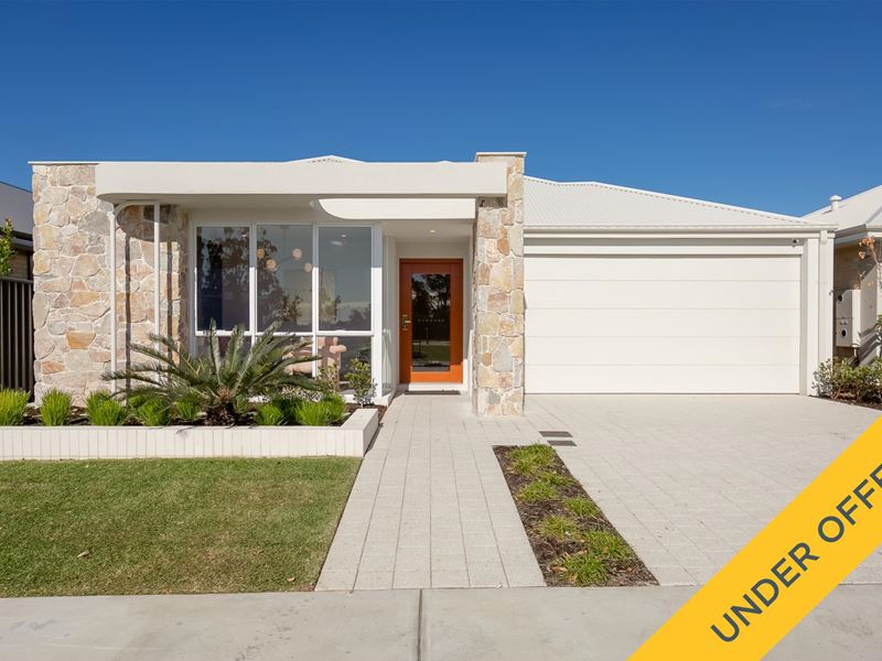 14 Entwistle Way, Aveley WA 6069