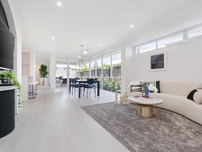 14 Entwistle Way, Aveley WA 6069