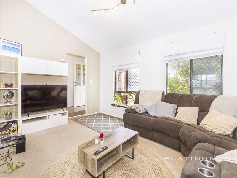 108 Camberwarra Drive, Craigie