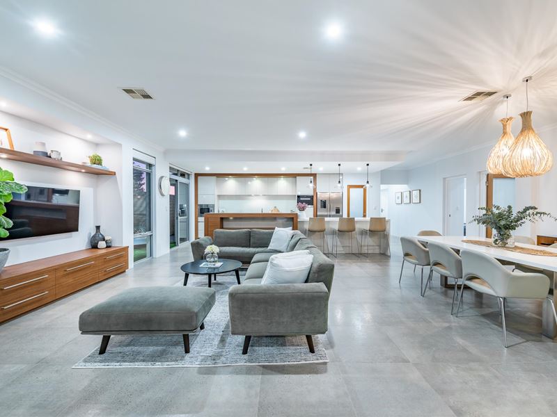 22 Waterhouse Meander, Burns Beach