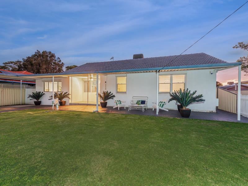 8 Burns Street, Cloverdale