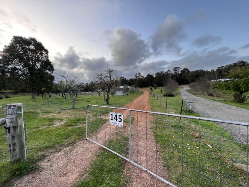 145 Osmond Glen, Sawyers Valley