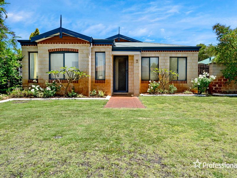 7 Rivergum Close, Ellenbrook WA 6069