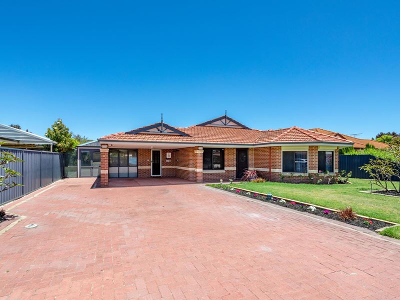 73 Bindoon Loop, Huntingdale WA 6110