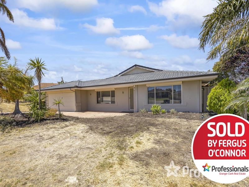 5 Farnell Place, Alexander Heights WA 6064