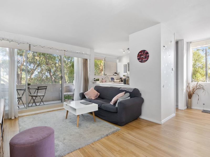 204/12 Wall Street, Maylands