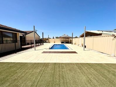 6 Clementina Road, Dongara WA 6525