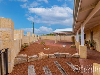 66 Whitfield Drive, Two Rocks WA 6037