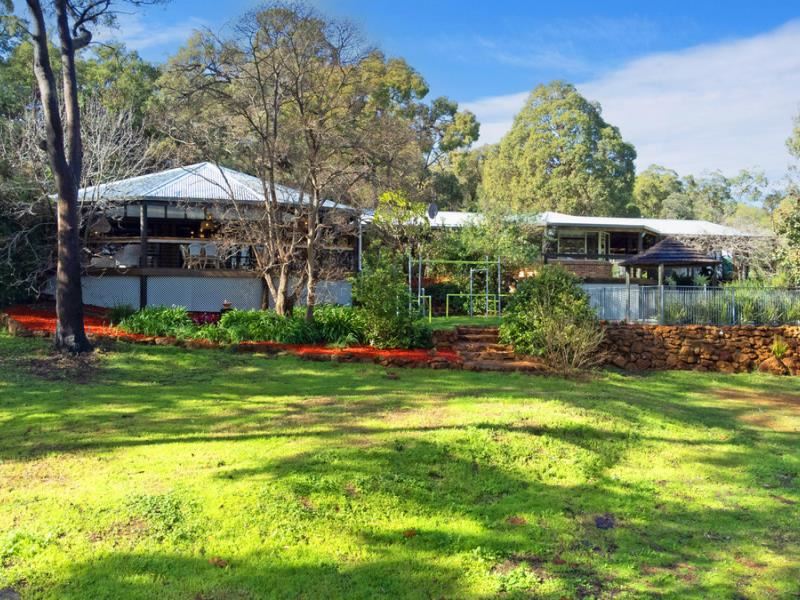 24 Waterford Drive, Gidgegannup