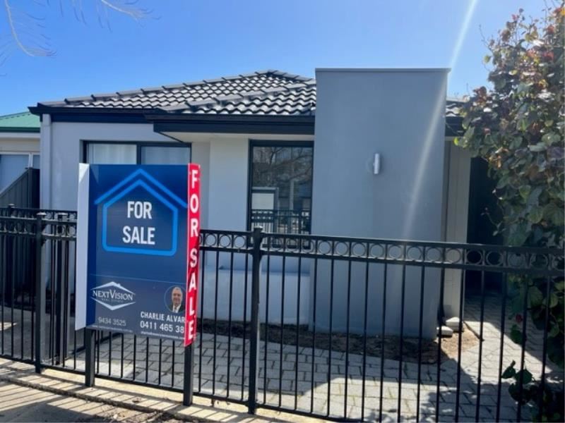 92 Jubilee Ave, Success WA 6164