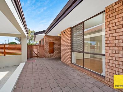 1/10 Skiddaw Place, Balga WA 6061