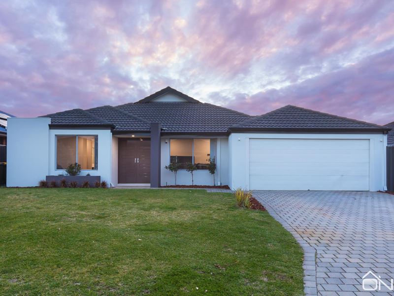 14 Larimar Parade, Byford