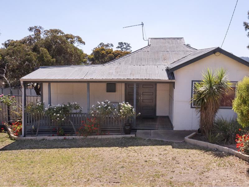 30 Butler Street, Narrogin