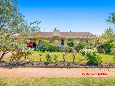 31 Lincoln Road, Morley WA 6062