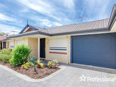 2/27 John Street, Armadale WA 6112