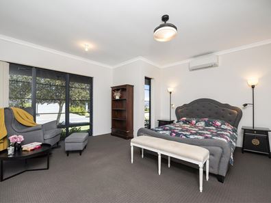 14 Battery St, Brabham WA 6055