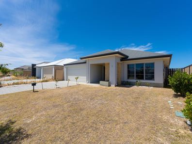 7 Canunda Way, Yanchep WA 6035